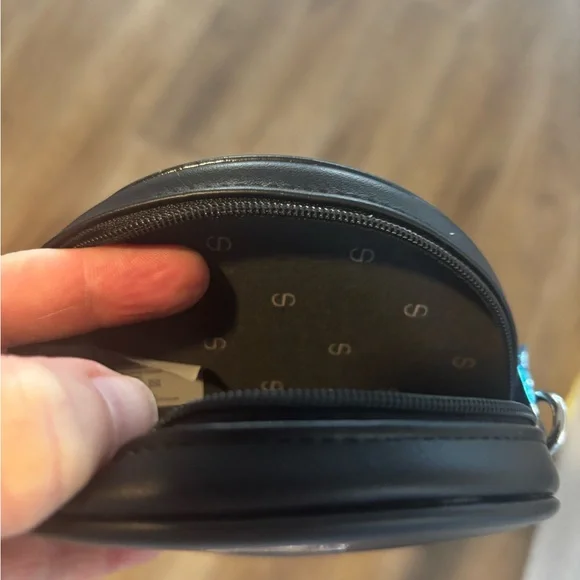 New Christian Dior Beauty VIP Gift Round Bag Case Crossbody NWT - Picture 5 of 7